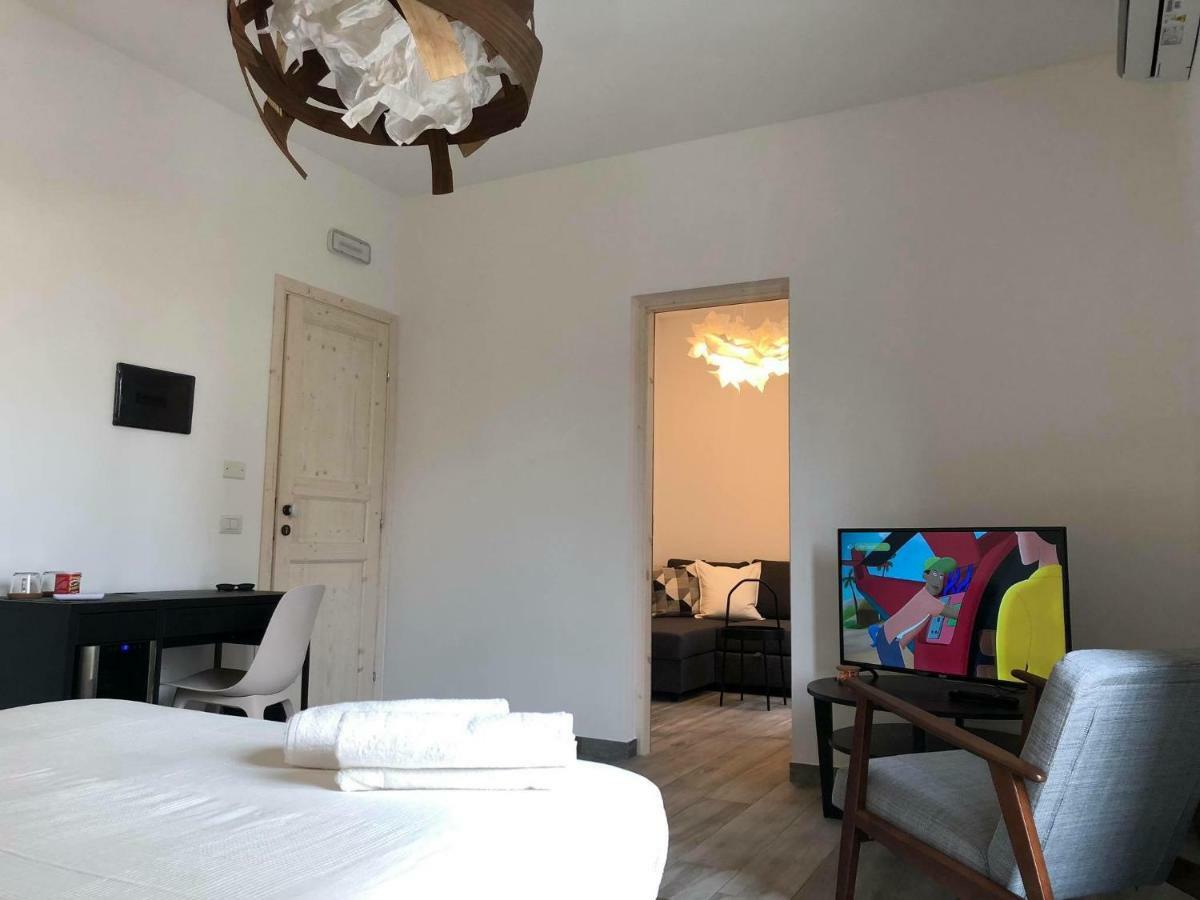 Terra Di Sicilia Luxury Centro Bed & Breakfast อาโวลา ภายนอก รูปภาพ