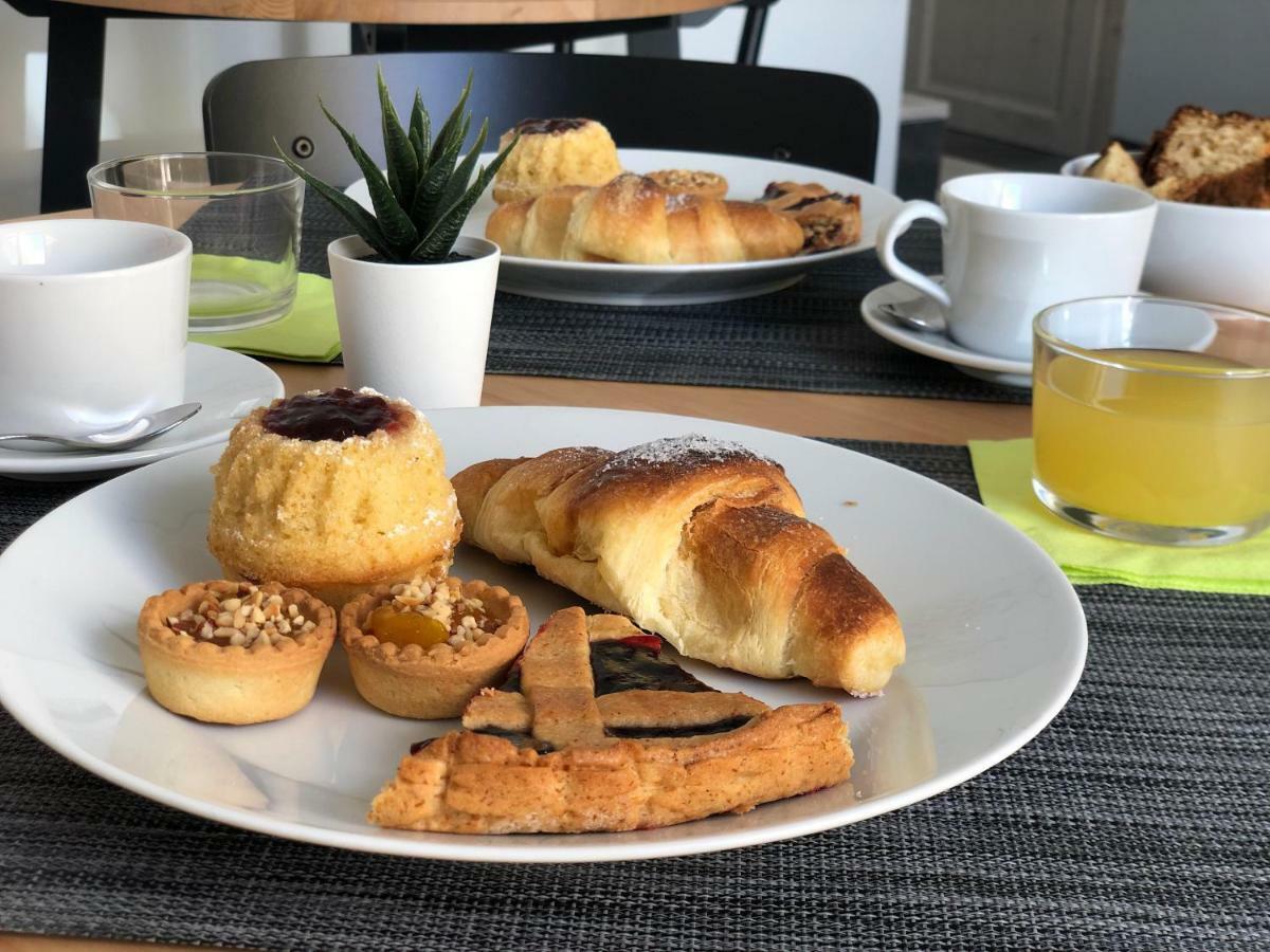 Terra Di Sicilia Luxury Centro Bed & Breakfast อาโวลา ภายนอก รูปภาพ